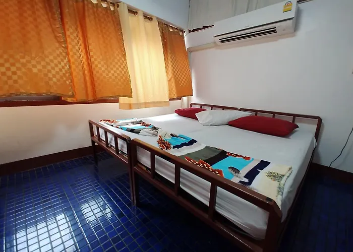 Prasuri Hotel 2*